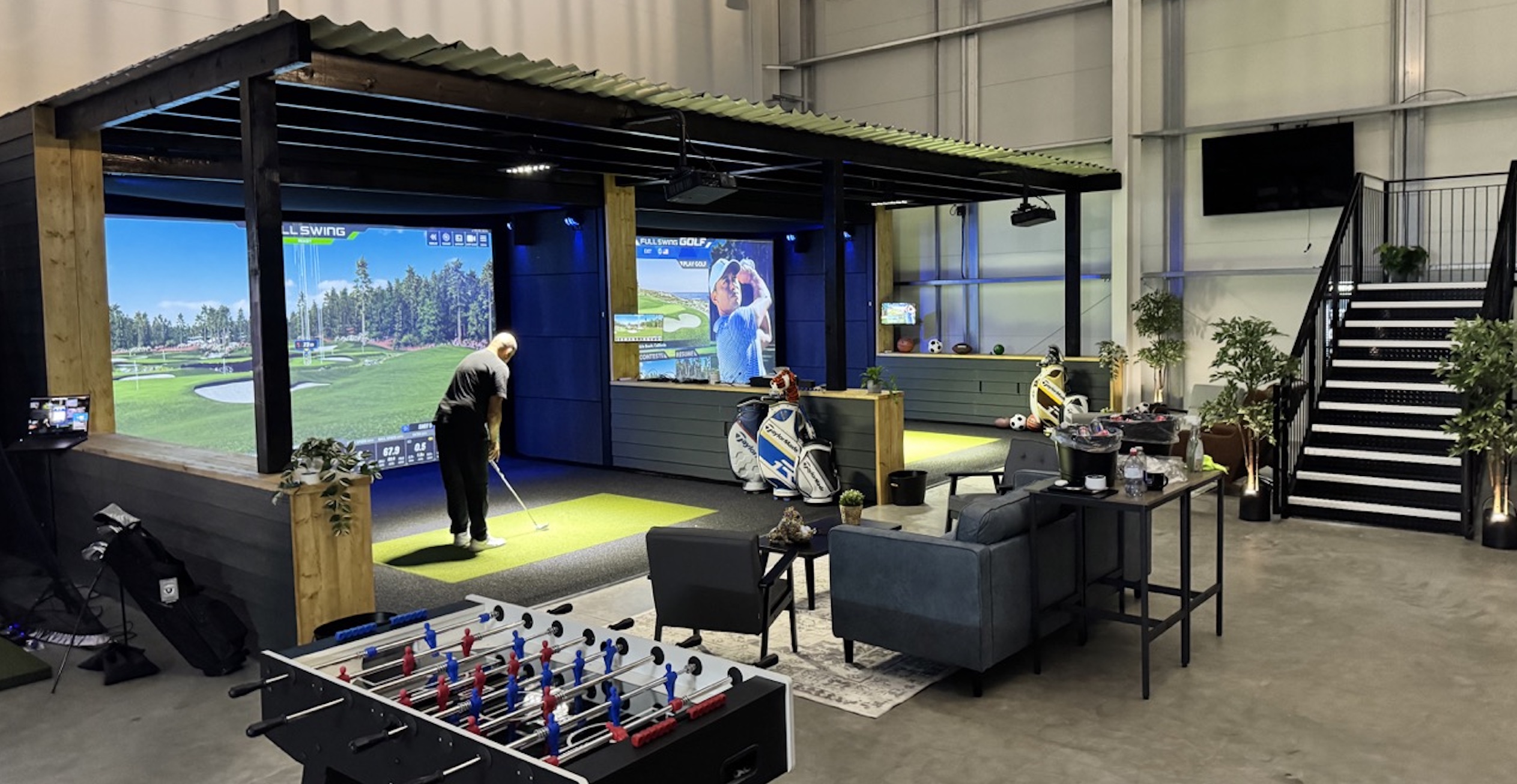 Golf Business News - Full Swing opens first showroom in EMEA ...
